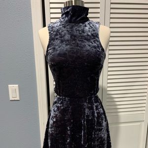 *SALE*TopShop turtle neck velvet dress